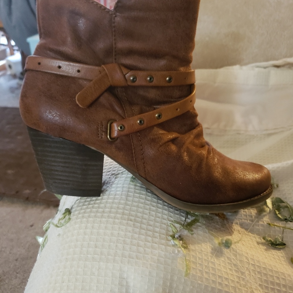 Baretraps ankle